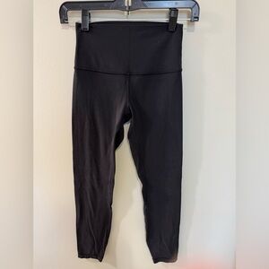 Lululemon Align Pant 25" in Black
Good used condition.
